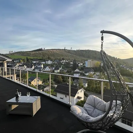 Stilvolle Penthouse Mit Grosszuegiger Sonnenterrasse Apartment Bad Berleburg Exterior photo