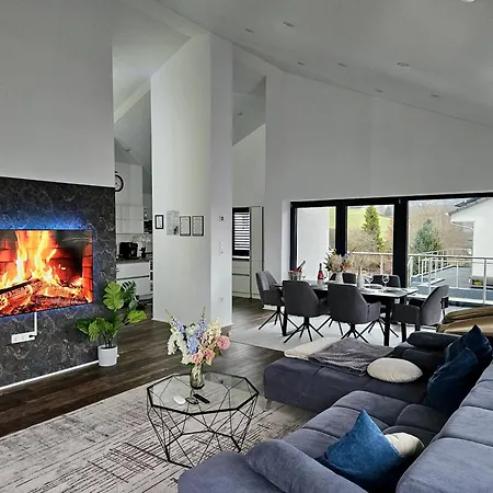 Stilvolle Penthouse Mit Grosszuegiger Sonnenterrasse Apartment Bad Berleburg Exterior photo