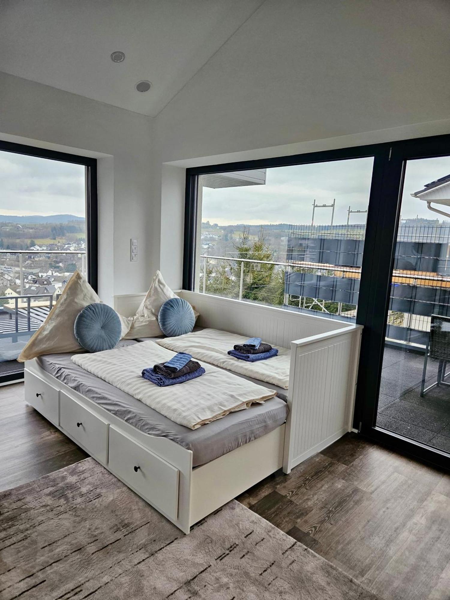 Stilvolle Penthouse Mit Grosszuegiger Sonnenterrasse