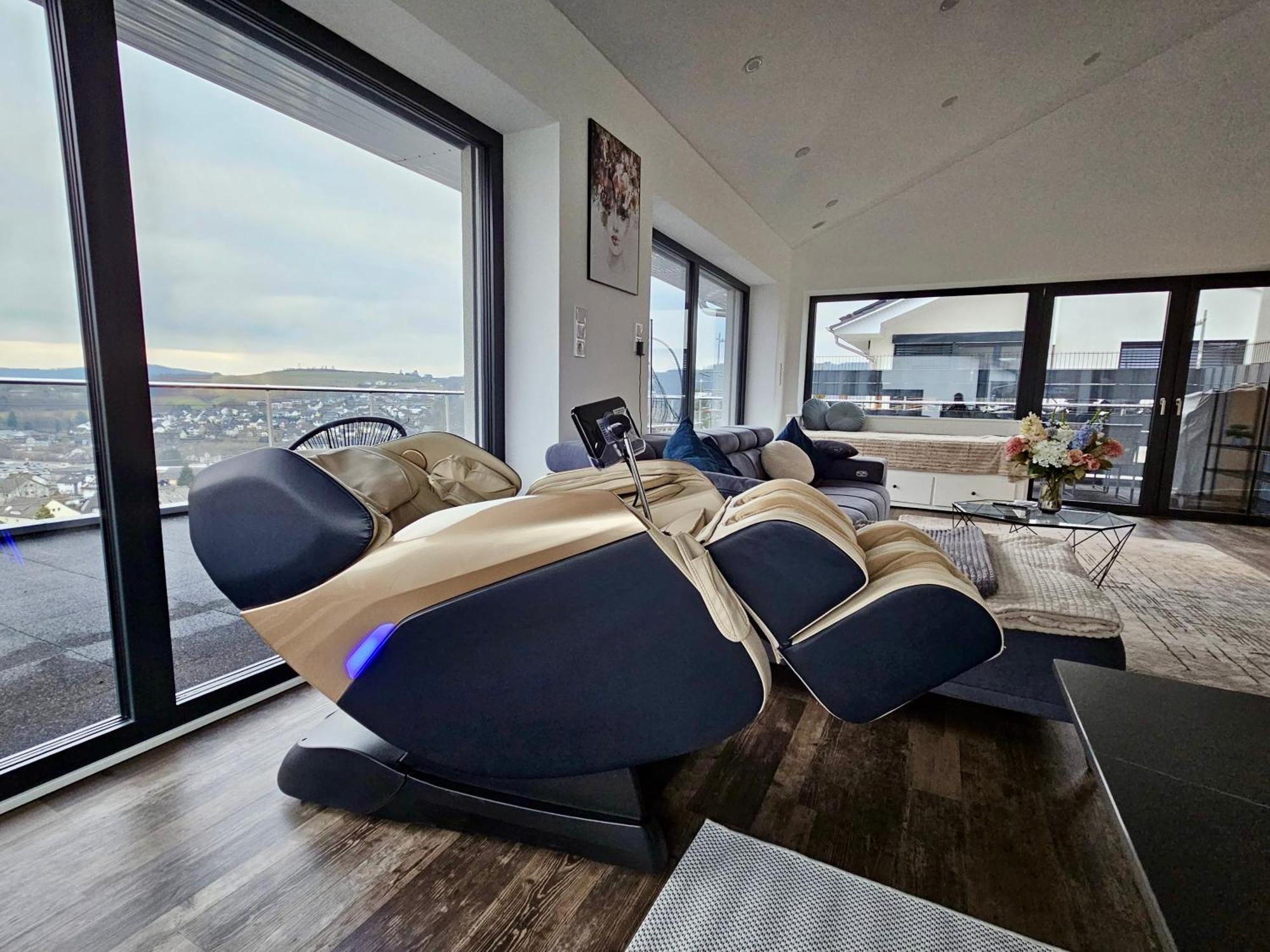 Stilvolle Penthouse Mit Grosszuegiger Sonnenterrasse *